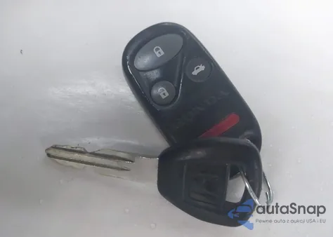 1998 Honda Accord Ex z USA, uszkodzony, nr VIN 1HGCG5656WA262277